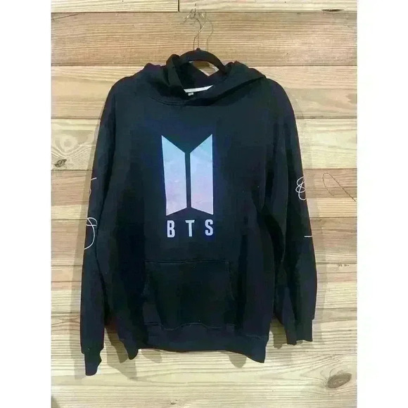 BTS World Tour Love Yourself Long Sleeve Hoodie, size L - Picture 1 of 11